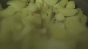 МУКБАНГ  :  Картошка с зелеными  перышками лука    ПОДПИШИСЬ