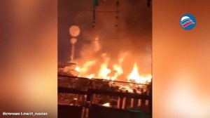 Появились кадры мощного взрыва авто в Индии, в результате которого погибло не менее 8 человек