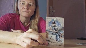 Про двойки в таро✍️ Часть 1/ 2 пентаклей и 2 мечей.