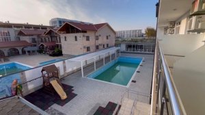 Продажа. Гостиничный номер с балконом и видом на бассейн. город Анапа. Александр Зозуля.