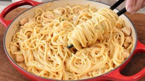 Вкуснейшая паста с курицей в сливочном соусе! Простой рецепт для любого повода.