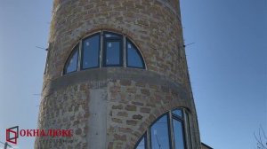 Остекление дома в архитектуре парусного корабля в пластиковом профиле в Севастополе 2часть. ОКНАЛЮКС