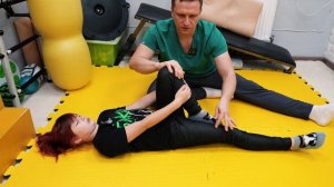 Упражнение для расслабления и мягкого растяжения мышц ягодичной зоны, мышц приводящей группы, подвзд