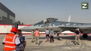 Борт Т-50-9 прибыл в Дубае для участия в авиасалоне «Dubai Airshow 2025».