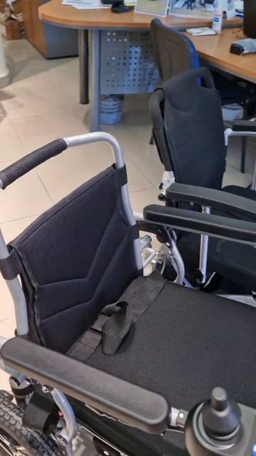 Электроколяски для путешествий(1) смотреть онлайн