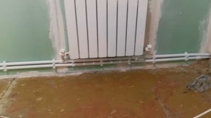 Сделал пластиковое отопление . Однотрубную систему - систему Ленинградку .