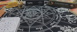 Ретро - Меркурий с 9 по 29 ноября 2025 года.  Таро - советы для всех знаков зодиака.