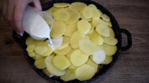 Вот как я готовлю картошку, чтобы получилось очень вкусно!  Невероятно простой и доступный рецепт