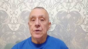 Вот застолье началось И спиртное полилось Познакомиться бы надо На Руси как повелось...