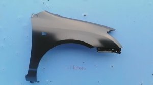 Крыло переднее правое Toyota Corolla E120 хэтчбэк (под повторитель поворота)