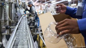 Производственная активность США значительно сократилась