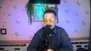 Сбежавший Ургант бежит к агенту Панину. Блогер-азербайджанц Гасанов объявлен в розыск.