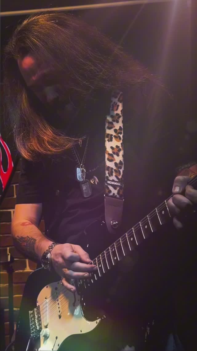 Вельвет - Концерт в Казани 09.11.2025. Rockstar Bar смотреть онлайн