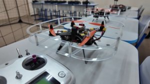 Константин Шестаков проверил ремонт школы №39 во Владивостоке.