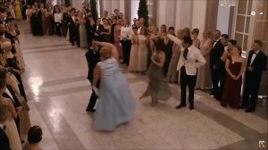 "На маскараде " - на стихи автора 😁🥂