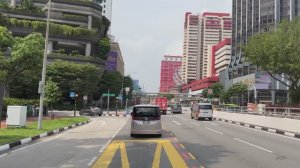 Сингапур. Живописная поездка среди тропических небоскребов в формате 4К