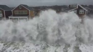 Жуткие зимние штормы