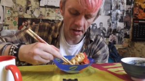 мукбанг чай акбар жаренаякартошка с яйцом и салат