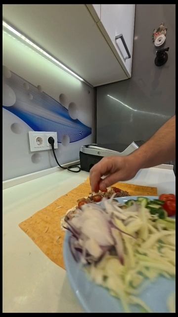 шаурма , быстро, просто и очень вкусно смотреть онлайн