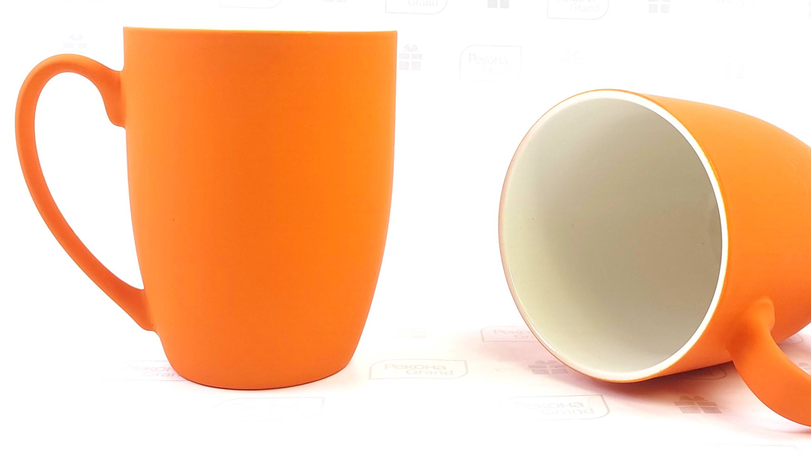 Оранжевые кружки с soft touch покрытием SWEET