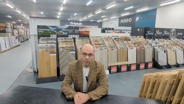 Кварцвинил SPC и кресло на колёсиках: Что будет с вашим полом? смотреть онлайн