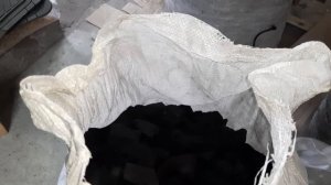 Купил уголь татоуровский в биг-бегах фракция орех