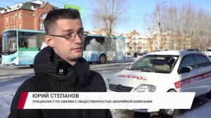 Как автолюбителям вести себя на дороге во время обильных снегопадов