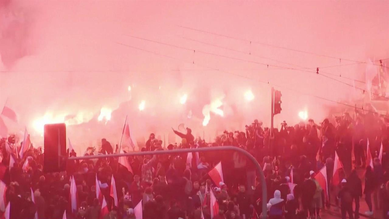 100 тысяч человек приняли участие в массовом марше польских националистов в День независимости