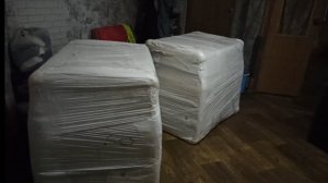 11 привезли диван. Пока так и стоит в коридоре...