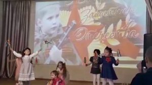 Я сегодня увидала, что на улице весна, Дом Озерова, дети ОВЗ