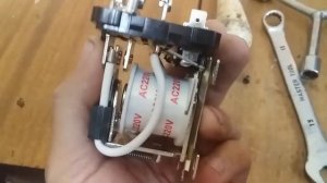 Ремонт стабилизатора luxeon svr 10000va  Не включается!