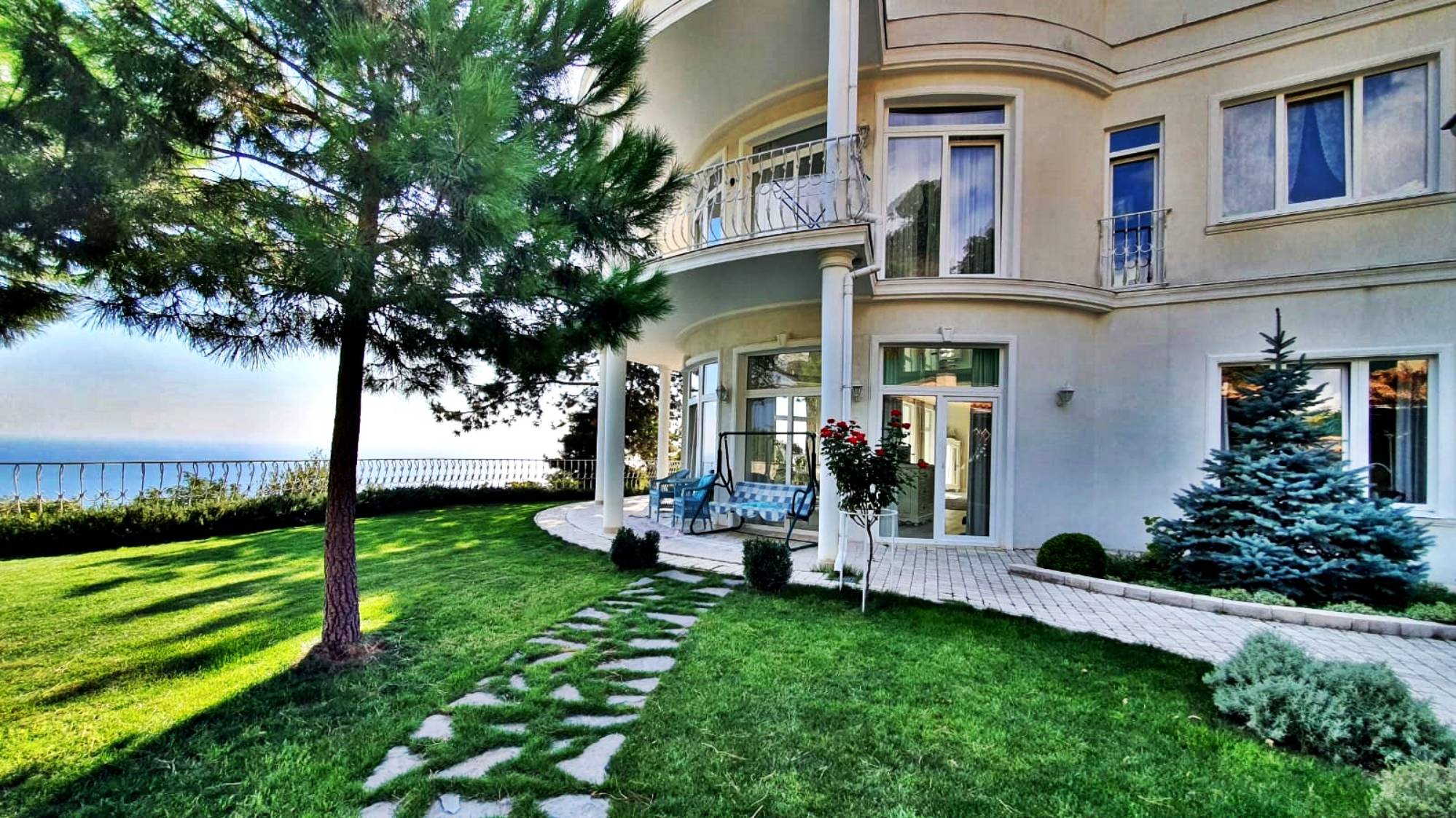 Обзор дома на продажу в Ливадии смотреть онлайн