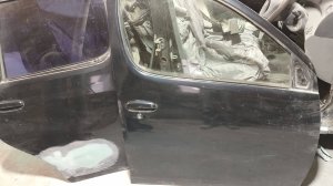 Как снять переднии и задние двери Toyota FunCargo👍