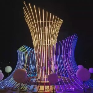 251112 Электрический фонтан светящийся электронный светодиодный у памятника Бунину ЗАГСа город Орёл