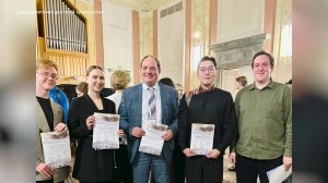 Лауреат болобо