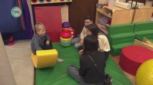 Столичные и областные доктора консультируют детей с особенностями развития