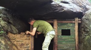 Строительство укрытия в джунглях, своими руками ,ручным инструментом.