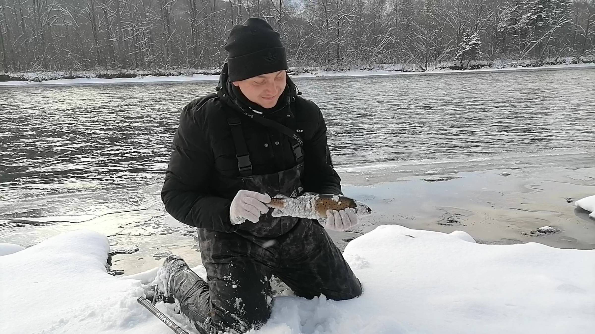 Снасть на ХАРИУСА и ЛЕНКА. О самой простой снасти. Снасть на Хариуса. Снасть на ЛЕНКА. Самая простая смотреть онлайн