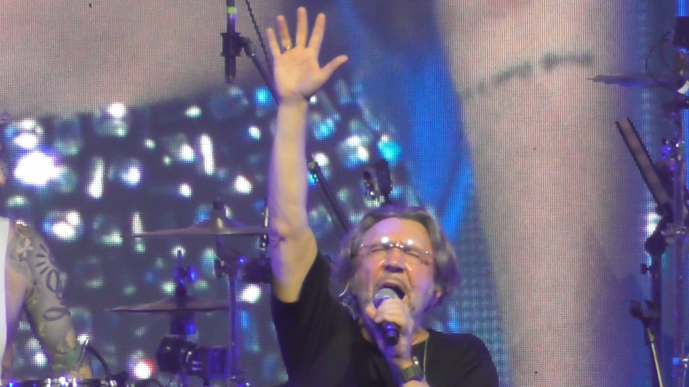 Ленинград — i_$uss (Live) Казань 19.10.2025 (Татнефть Арена) смотреть онлайн