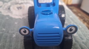 Синий трактор