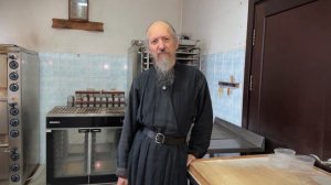 Как преподобный Сергий Радонежский помог отцу Киприану печь прибрести #просфоры