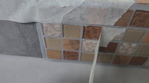 Балкон в стиле лофт: удаление скотча с эпоксидной затиркой Ceresit CE 89 серый бетон 🧱 🔬👌