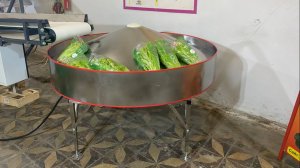 Конусный накопительный стол для накопления и фасовки. 0995