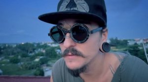 ЖИЗНЬ БЕЗ ПУТЕШЕСТВИЙ = ДЕПРЕССИЯ? ПЕРЕЕЗЖАЮ!