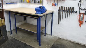 РАСКЛАДной стол В ГАРАЖ. КЛАССНОЕ И ПРОСТОЕ РЕШЕНИЕ ИЗ ПРОФИЛЬНОЙ ТРУБЫ!