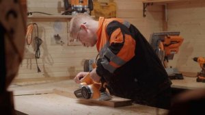 Электрический рубанок Вихрь Р-110СТ