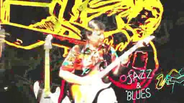 В блюзе  Werema54