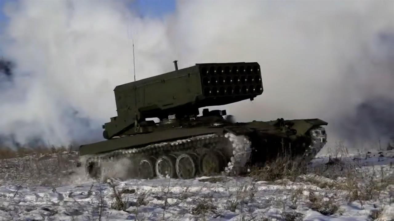 Появились кадры огнеметов "Солнцепек" с новой комбинированной защитой