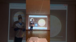 Луна и Юпитер - необычная встреча