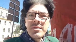 АХАХ,  "КОМИКИ" ОБИДЕЛИСЬ НА ШУТКИ ))